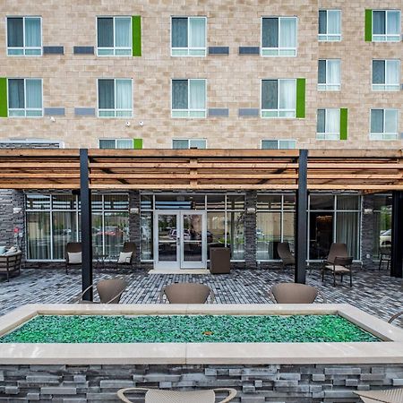 Courtyard By Marriott Toledo West Hotel Exterior photo